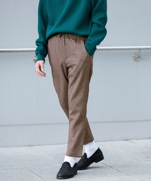 ITEMS URBANRESEARCH（アイテムズ アーバンリサーチ）の「ポリツイル イージーパンツ（その他パンツ・メンズ・ネイビー/チャコールグレー/ブラウン・MEDIUM/LARGE）」の2枚目の写真