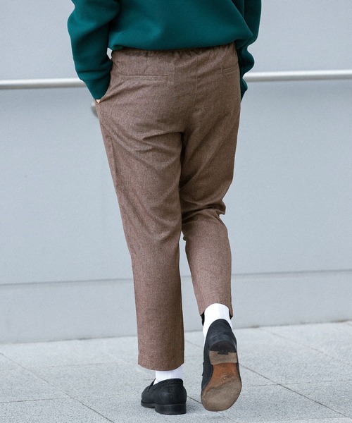 ITEMS URBANRESEARCH（アイテムズ アーバンリサーチ）の「ポリツイル イージーパンツ（その他パンツ・メンズ・ネイビー/チャコールグレー/ブラウン・MEDIUM/LARGE）」の22枚目の写真