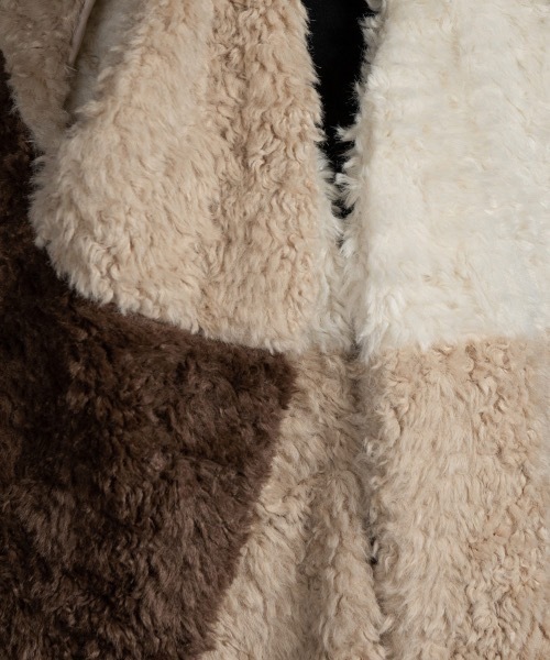 Amiur（エミレ）の「bicolor medium fur vest（ベスト・レディース・ベージュ/ブラウン・FREE）」の4枚目の写真