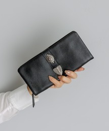 ear papillonner 長財布　コンチョ ear PAPILLONNER (イア パピヨネ) 財布 長財布 ロングウォレット