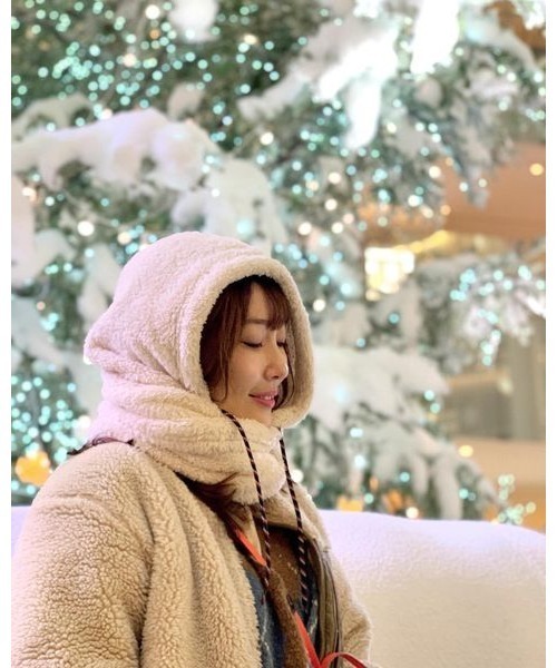 14+（イチヨンプラス）の「バラクラバフーディ / ネックウォーマー 紐 フード付き（ネックウォーマー/スヌード・レディース・ベージュ/ブラック/カーキ・FREE/MEDIUM/LARGE）」の4枚目の写真