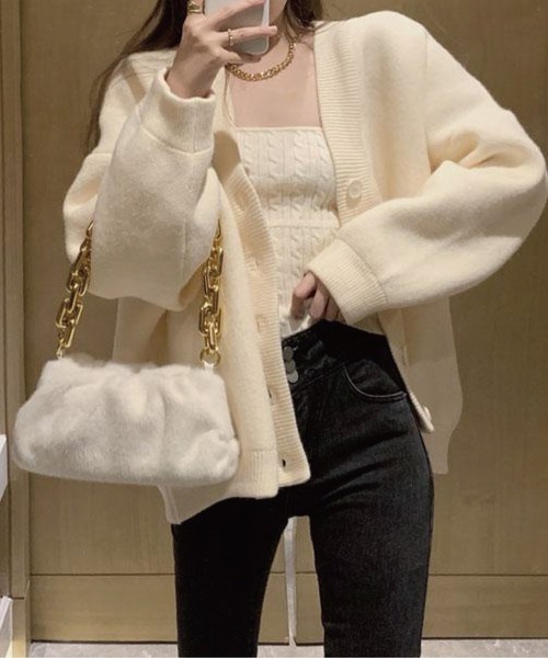 meJane（ミージェーン）の「ケーブル編クロップドニットキャミソール+ボリュームスリーブニットカーディガン アンサンブル（アンサンブル・レディース・ベージュ/オフホワイト・FREE）」の8枚目の写真