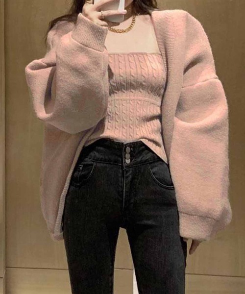 meJane（ミージェーン）の「ケーブル編クロップドニットキャミソール+ボリュームスリーブニットカーディガン アンサンブル（アンサンブル・レディース・ベージュ/オフホワイト・FREE）」の13枚目の写真