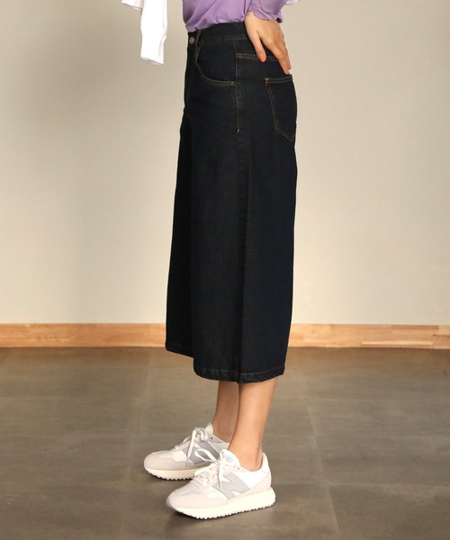 aity(アイティ)の「ミモレ丈ワイドパンツ(デニムパンツ・レディース・ワンウォッシュ/ブルー/ネイビー・M)」の19枚目の写真