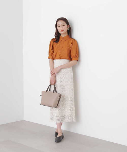 N.（N. Natural Beauty Basic）（エヌエヌナチュラルビューティーベーシック）の「◆ポプリンボリュームスリーブブラウス（シャツ/ブラウス・レディース・ブラック/オレンジ/グレイッシュベージュ・MEDIUM）」の19枚目の写真