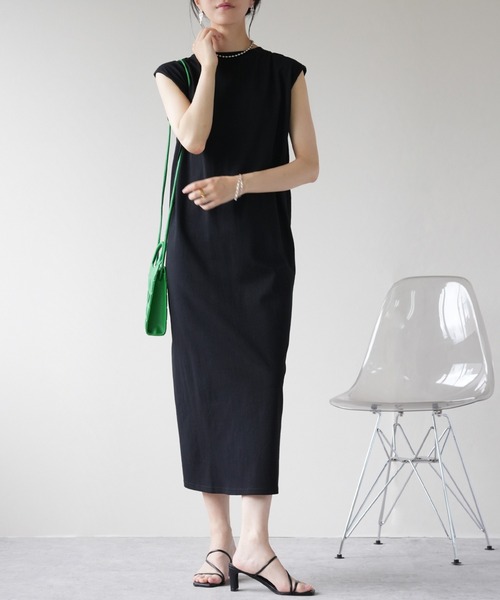 IAMUSE(アイアミューズ)の「天竺バックシャーリングワンピース S0940【IAMUSE】(ワンピース・レディース・オフホワイト/ブラック/ネイビー・FREE)」の19枚目の写真