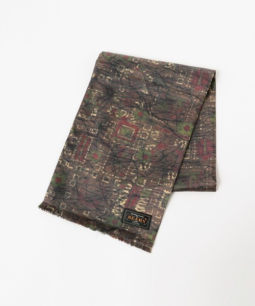 BEAMS PLUS（ビームスプラス）の「BEAMS PLUS / バティックプリント シルクストール（ストール/ショール・メンズ・ブラウン/オリーブ・ONE SIZE）」の6枚目の写真