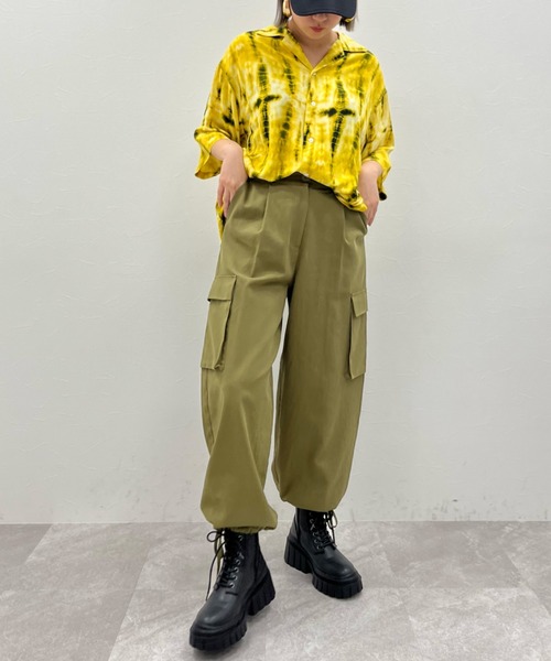 FOREVER 21(フォーエバー トゥエンティーワン)の「【MODE】タイダイ柄開襟シャツ(シャツ/ブラウス・レディース・ブルー/イエロー・FREE)」の16枚目の写真