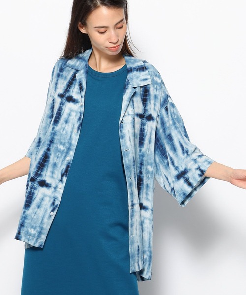 FOREVER 21(フォーエバー トゥエンティーワン)の「【MODE】タイダイ柄開襟シャツ(シャツ/ブラウス・レディース・ブルー/イエロー・FREE)」の13枚目の写真