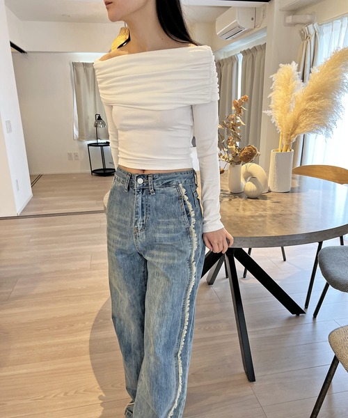 Jewelobe（ジュエローブ）の「サイドギャザーオフショルカットトップス（Tシャツ/カットソー・レディース・杢グレー/オフホワイト/ブラック・FREE）」の12枚目の写真