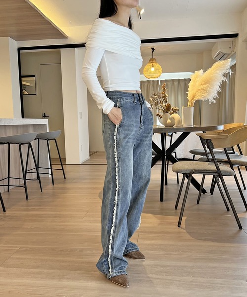 Jewelobe（ジュエローブ）の「サイドギャザーオフショルカットトップス（Tシャツ/カットソー・レディース・杢グレー/オフホワイト/ブラック・FREE）」の13枚目の写真