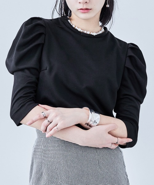 Fashion Letter(ファッションレター)の「ポンチ パワーショルダー トップス(Tシャツ/カットソー・レディース・ライトベージュ/ブラック/ベージュ・M)」の21枚目の写真