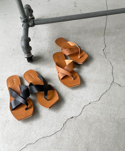 CANAL JEAN（キャナルジーン）の「from Lagoon(フロムラグーン) クロス指ぬきレザーサンダル（サンダル・レディース・キャメル/ブラック・36/37/38/39）」の5枚目の写真