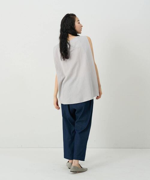 conges payes ADIEU TRISTESSE(コンジェ ペイエ アデュートリステス)の「サークル刺繍ノースリーブブラウス(シャツ/ブラウス・レディース・グレー/オフホワイト・38)」の16枚目の写真
