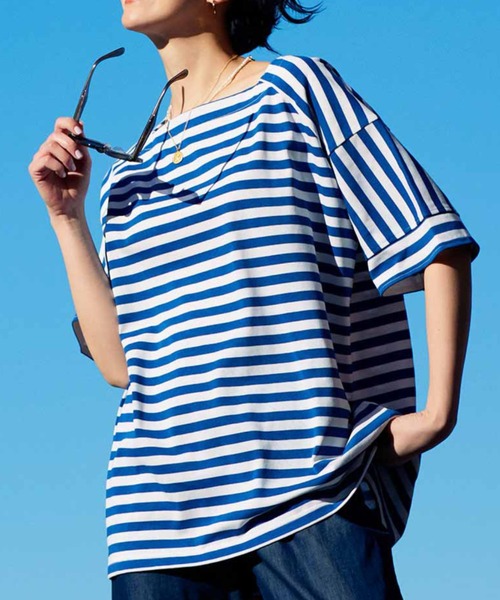 IEDIT（イディット）の「ＩＥＤＩＴ　強撚天じく素材でサラッとした着心地　ゆるシルエットボーダートップス（Tシャツ/カットソー・レディース・ホワイト×ブルー/ホワイト×ブラック/ブラウン系その他・MEDIUM/LARGE/X-LARGE/XX-LARGE/SMALL/XXX-LARGE）」の3枚目の写真