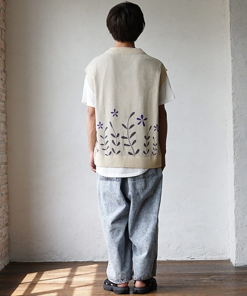 MinoriTY(マイノリティ)の「【MinoriTY】さらさら夏素材にょきにょきサマーニットベスト ノースリーブ Tシャツ メンズ 秋服 夏服(ベスト・メンズ・ベージュ/チャコール・S/L/M)」の19枚目の写真