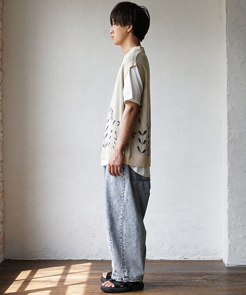 MinoriTY(マイノリティ)の「【MinoriTY】さらさら夏素材にょきにょきサマーニットベスト ノースリーブ Tシャツ メンズ 秋服 夏服(ベスト・メンズ・ベージュ/チャコール・S/L/M)」の7枚目の写真