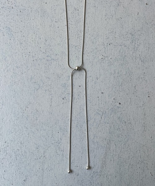 cheriella（シェリエラ）の「【cheriella】変形ニュアンスバースライドネックレス（ネックレス・レディース・シルバー/ゴールド・FREE）」の4枚目の写真