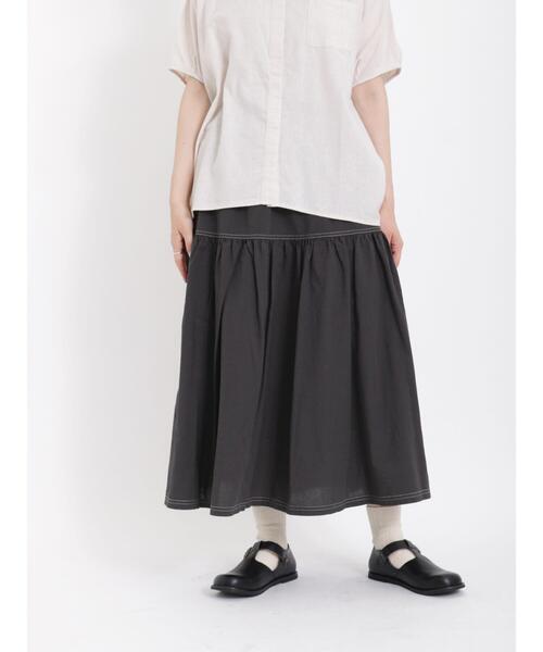 Samansa Mos2(サマンサ モスモス)の「配色ステッチティアードスカート(スカート・レディース・キナリ/オレンジ/グリーン/ブラック・F)」の2枚目の写真