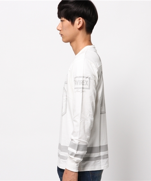 AVIREX(アヴィレックス)の「avirex/アヴィレックス/メンズ/ L/S FOOTBALL T-SHIRT/ 長袖 フットボール Tシャツ(Tシャツ/カットソー・メンズ・ブラック/ホワイト・LARGE/MEDIUM/X-LARGE/XX-LARGE)」の21枚目の写真