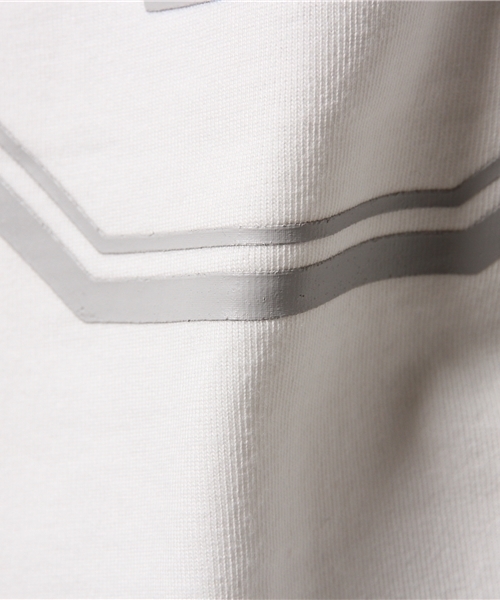 AVIREX(アヴィレックス)の「avirex/アヴィレックス/メンズ/ L/S FOOTBALL T-SHIRT/ 長袖 フットボール Tシャツ(Tシャツ/カットソー・メンズ・ブラック/ホワイト・LARGE/MEDIUM/X-LARGE/XX-LARGE)」の13枚目の写真