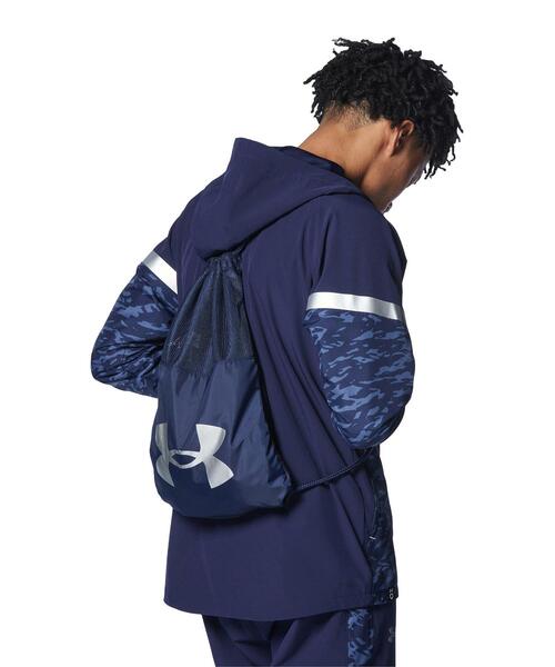 UNDER ARMOUR(アンダーアーマー)の「UAハーフ メッシュ サックパック(ベースボール/メンズ)(その他・メンズ・ダークネイビー・ONESIZE)」の7枚目の写真