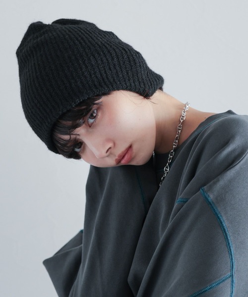 PAGEBOY(ページボーイ)の「ニットビーニー(ニットキャップ/ビーニー・レディース・パープル/ブラック/チャコールグレー・FREE)」の4枚目の写真