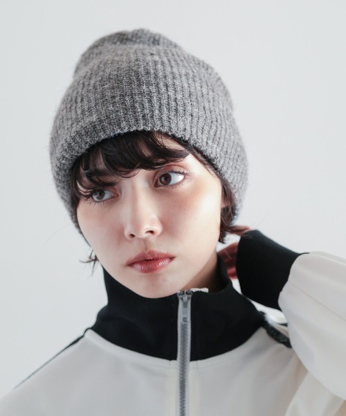 PAGEBOY(ページボーイ)の「ニットビーニー(ニットキャップ/ビーニー・レディース・パープル/ブラック/チャコールグレー・FREE)」の8枚目の写真