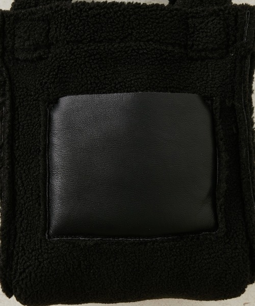 Actually（アクチュアリー）の「フェイクムートン×ボア  リバーシブルトート（トートバッグ・レディース・カーキ/ブラック/アイボリー/ベージュ・フリー）」の21枚目の写真