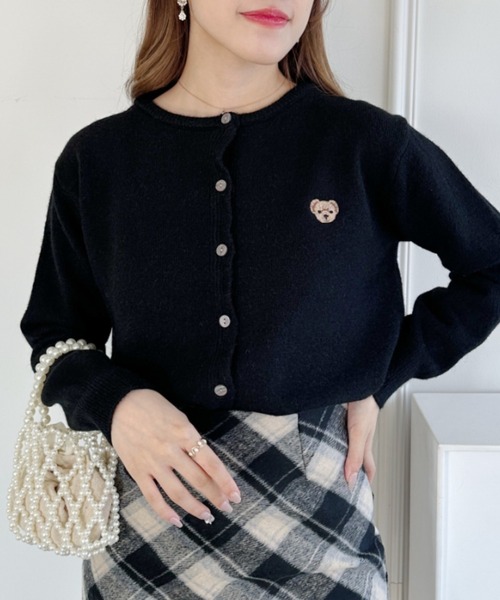 Loueme（ルエム）の「ワンポイントくま刺繍カーディガン（カーディガン/ボレロ・レディース・ピンク/アイボリー/グレー/ブラック/ライトブルー・FREE）」の9枚目の写真