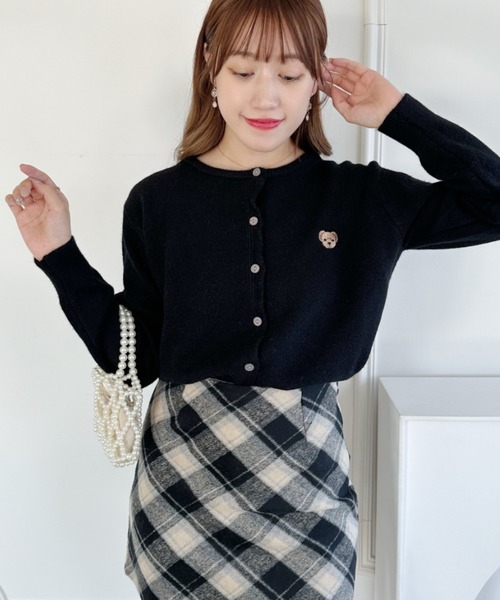 Loueme（ルエム）の「ワンポイントくま刺繍カーディガン（カーディガン/ボレロ・レディース・ピンク/アイボリー/グレー/ブラック/ライトブルー・FREE）」の10枚目の写真