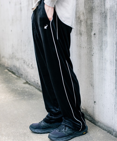 En serio TOKYO(エンソリオトーキョー)の「ストレッチベロアジャージ トラックパンツ(その他パンツ・メンズ・ワイン/ネイビー/ブラウン/ブラック・L/M)」の21枚目の写真