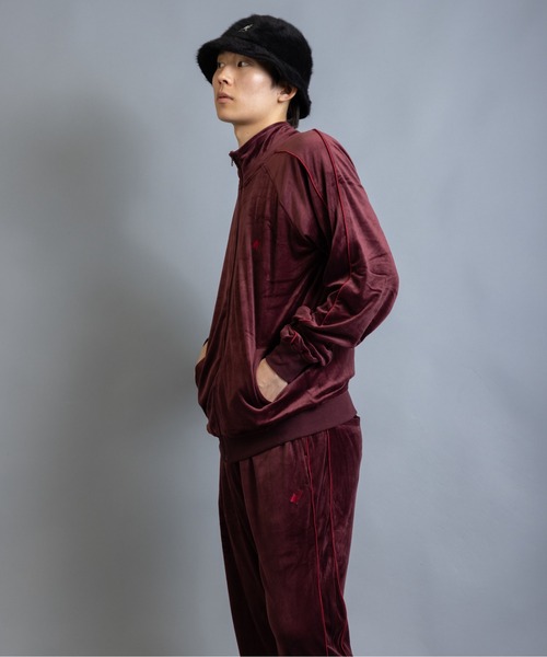 En serio TOKYO(エンソリオトーキョー)の「ストレッチベロアジャージ トラックパンツ(その他パンツ・メンズ・ワイン/ネイビー/ブラウン/ブラック・L/M)」の12枚目の写真