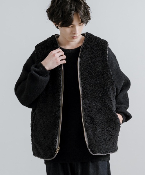 Rocky Monroe(ロッキーモンロー)の「2WAY ボアフリース/キルティング リバーシブルベスト(ベスト・メンズ・オリーブ/ブラック/チャコール/ライトグレー・L/LL/M)」の8枚目の写真