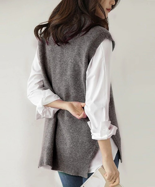 COCOMOMO（ココモモ）の「クルーネックニットベスト サイドスリット ニット ベスト クルーネック レイヤード オフィスカジュアル 春服 秋服 冬服（ベスト・レディース・グレー/アイボリー/ダークグレー/ブラック/ブラウン/ネイビー・FREE）」の16枚目の写真