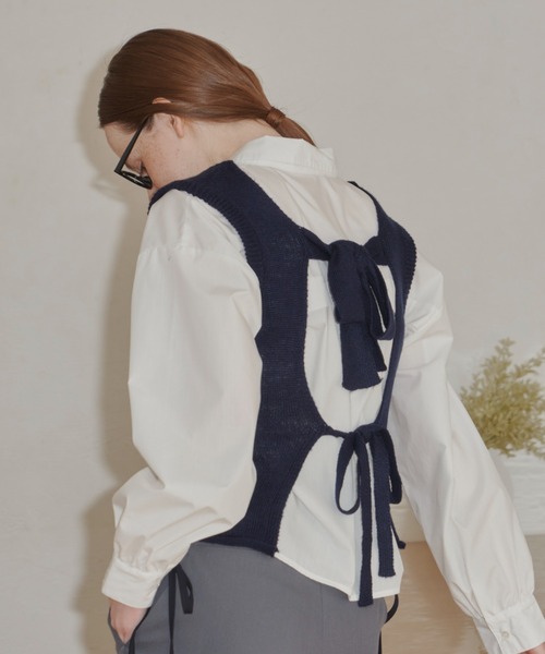 idem（イデム）の「bag ribbon knit vest/バックリボンニットベスト（ベスト・レディース・ネイビー/グレー/ナチュラル・FREE）」の16枚目の写真
