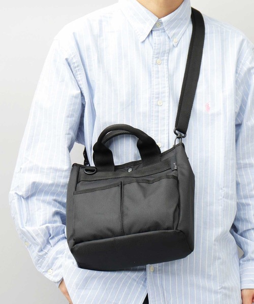 NoiR/ノアール(ノアール)の「撥水加工 ハンドトート ミニショルダー 2WAY ミニトートバッグ Approachi mini tote(アプローチミニトート) N23005(トートバッグ・メンズ・ブラック/ブラック系その他・FREE)」の3枚目の写真