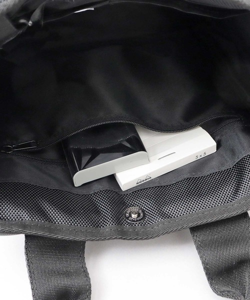 NoiR/ノアール(ノアール)の「撥水加工 ハンドトート ミニショルダー 2WAY ミニトートバッグ Approachi mini tote(アプローチミニトート) N23005(トートバッグ・メンズ・ブラック/ブラック系その他・FREE)」の9枚目の写真