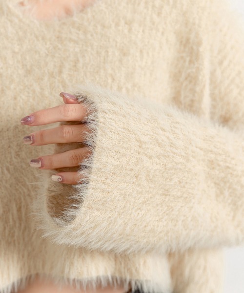 DAY CLOSET（デイ クローゼット）の「【モチモチ手触り】ショート丈 オープンライン アンゴラ風 シャギー ニット セータートップス 秋冬 レディース（ニット/セーター・レディース・ホワイト/ベージュ/パープル/ブラック/グレー・FREE）」の11枚目の写真