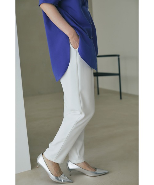 &. NOSTALGIA（アンドドットノスタルジア）の「イージー美脚テーパードパンツ（春夏ver）（その他パンツ・レディース・ネイビー/ブラック/グレー/ピンク/ミント/グリーン系その他/ライトピンク/オフホワイト/オレンジ/ベージュ/ライム・M）」の2枚目の写真