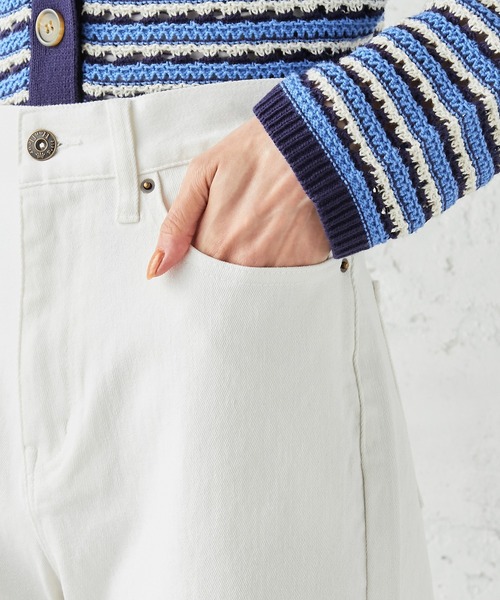 Petit Honfleur(プチオンフルール)の「バギーデニムパンツ(デニムパンツ・レディース・ネイビー/アイボリー・61/64/67)」の8枚目の写真