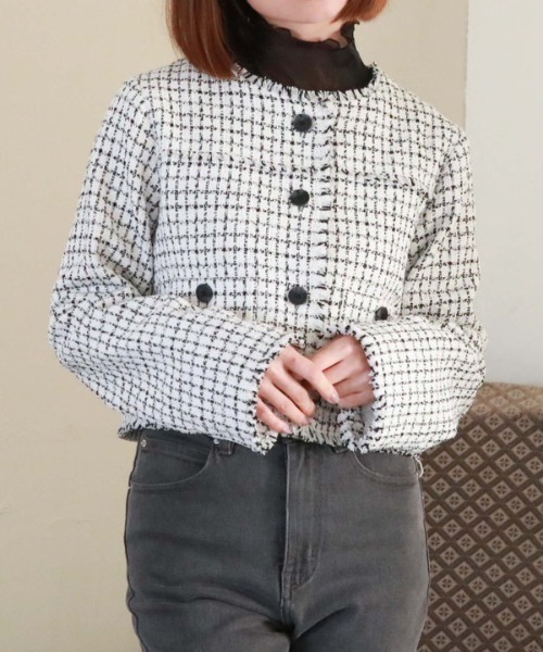 archives（アルシーヴ）の「ノーカラーツイードフリンジジャケット（ノーカラージャケット・レディース・ブラック/アイボリー・MEDIUM）」の3枚目の写真
