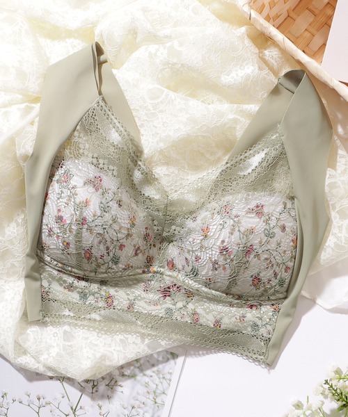 Lace Ladies（レースレディース）の「花柄 レース Vネック ノンワイヤー ブラ ナイトブラ（ナイトブラ・レディース・ミント/ベージュ/ブラック・85/80/75/70）」の16枚目の写真