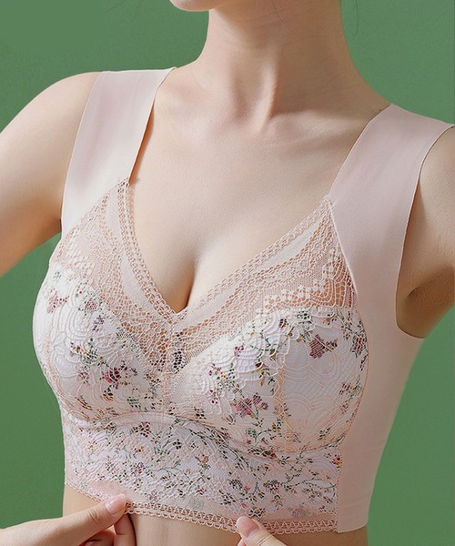 Lace Ladies（レースレディース）の「花柄 レース Vネック ノンワイヤー ブラ ナイトブラ（ナイトブラ・レディース・ミント/ベージュ/ブラック・85/80/75/70）」の8枚目の写真