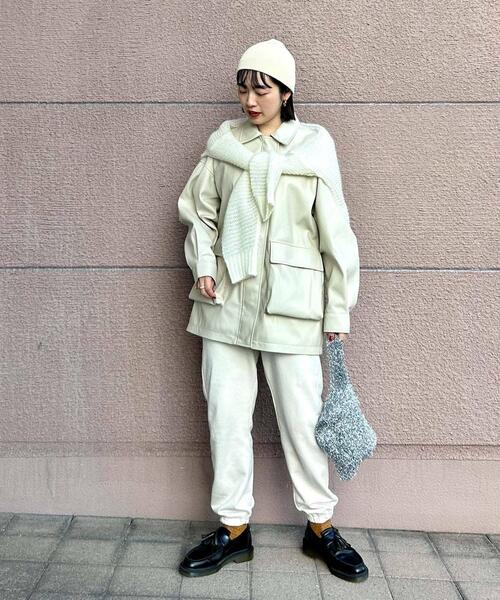 ITEMS URBANRESEARCH（アイテムズ アーバンリサーチ）の「フェイクレザージャケット（その他アウター・レディース・ブラック/ライトベージュ・FREE）」の8枚目の写真