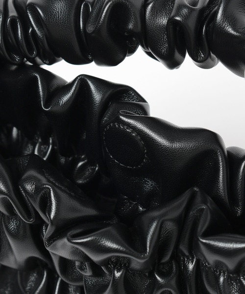 LOWRYS FARM（ローリーズファーム）の「シャーリングショルダーバック  996849（ショルダーバッグ・レディース・ブラック/グレー/ブルー・FREE）」の7枚目の写真