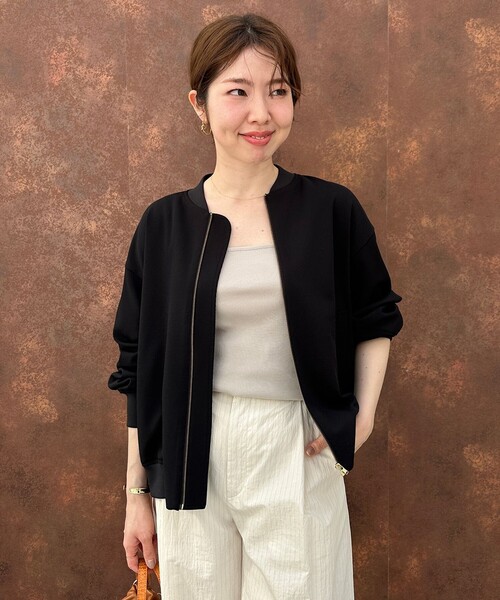 UNFILO(アンフィーロ)の「【新色登場】スクエアテレコタンクトップ(Tシャツ/カットソー・レディース・ホワイト系/グレー系/ブラック系/ベージュ系/グレー系1/シルバー系・SMALL/LARGE/MEDIUM)」の13枚目の写真