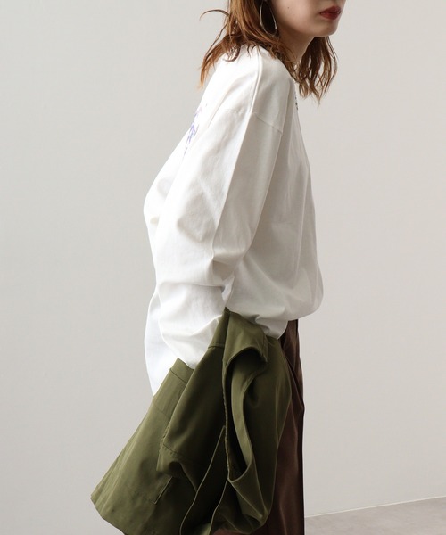 A.T,C in the attic homme(エーティーシーインジアティックオム)の「ATC in the attic homme キャラクタープリント綿ロンT(Tシャツ/カットソー・メンズ・ブラック/ホワイト系1/マスタード/ホワイト/パープル/ブラック系1・M/L)」の10枚目の写真