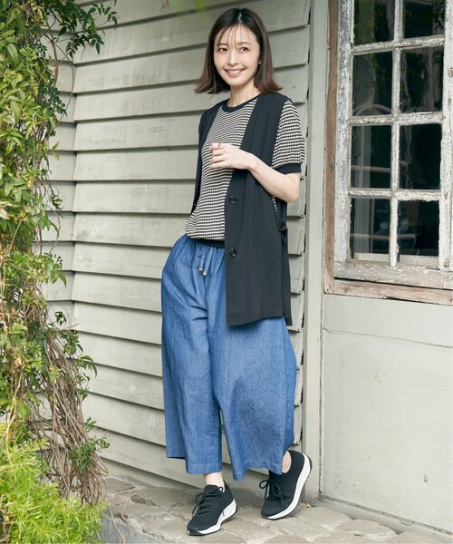ikka(イッカ)の「ノーカラーサイドスリットジレ(ベスト・レディース・ベージュ/ブラック・L/M/S)」の18枚目の写真