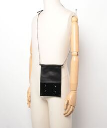 Maison Margiela ブラックポーチ ストラップ付き メゾン マルジェラ Maison Margiela ショルダーフォンポーチ